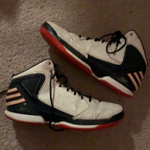 Adidas D Rose USA Basketball shoes size 12